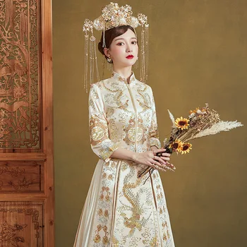 Tradicinės Šampano Siuvinėjimo Oficialių Pokylių Kostiumas Vestuvių Suknelė Satino Derliaus Cheongsam Klasikinio Stiliaus китайское платье