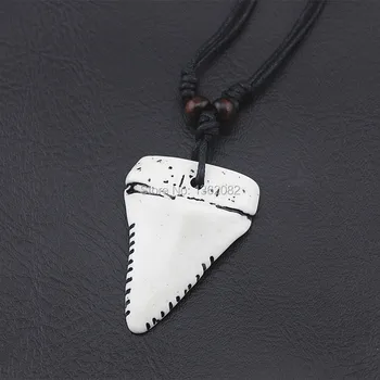Kietas 12pcs Imitacija Kaulų Raižyti Baltųjų Ryklių Dantų Karoliai Pakabukas Amuletas Dovana MN466